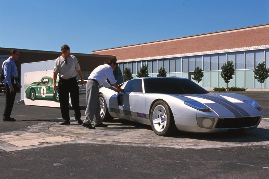  Ford GT40 Concept 2002 года  (фото 29 из 102)
